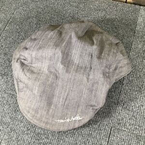 Travis Mathew newsboy golf cap L/XL